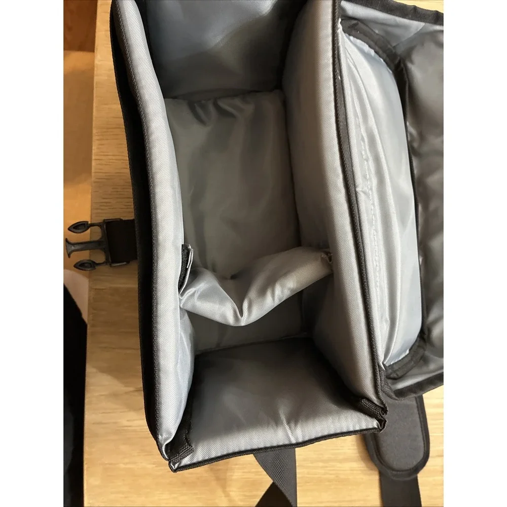 Canon  Camera Carry/Shoulder Bag large size (10X7X6) Black